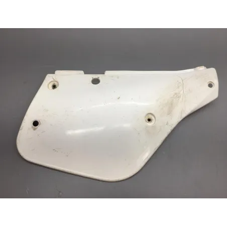 Cache lateral droit YAMAHA YZ 125 1987