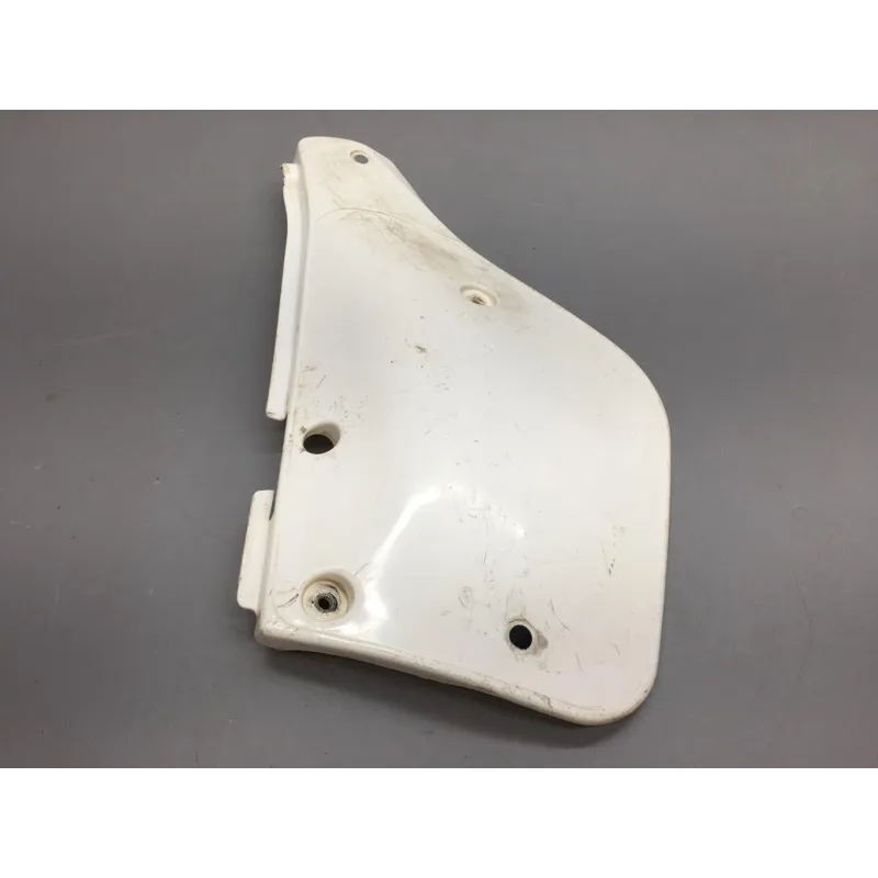 Cache lateral droit YAMAHA YZ 125 1987