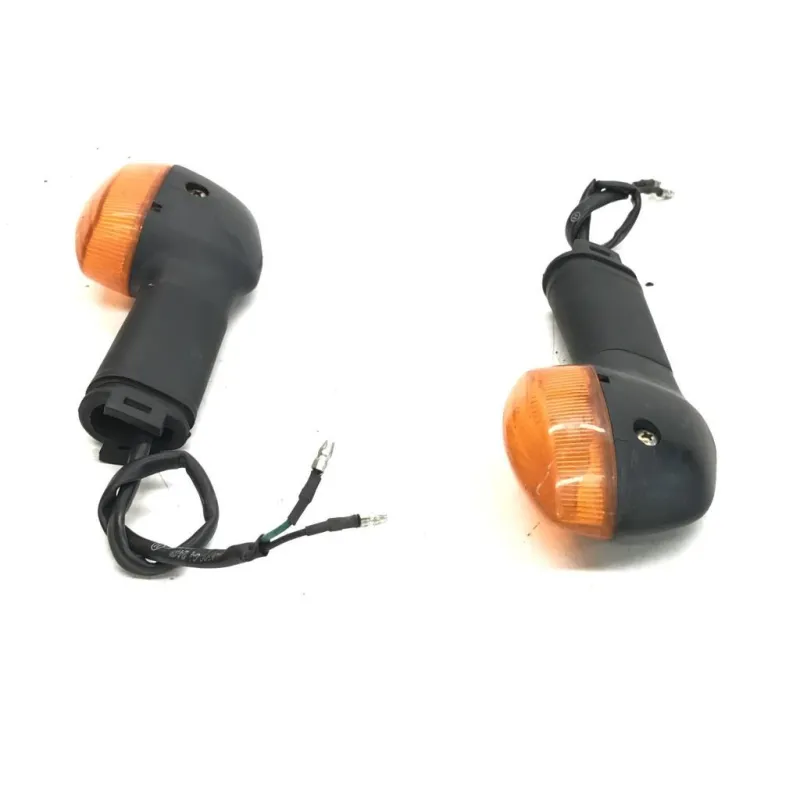 Clignotants arriere YAMAHA YBR 125 2005-2006