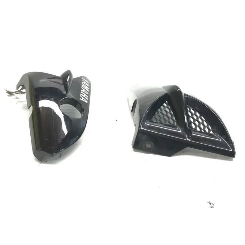 Cache carenage ecope droite gauche YAMAHA YBR 125 2005-2006