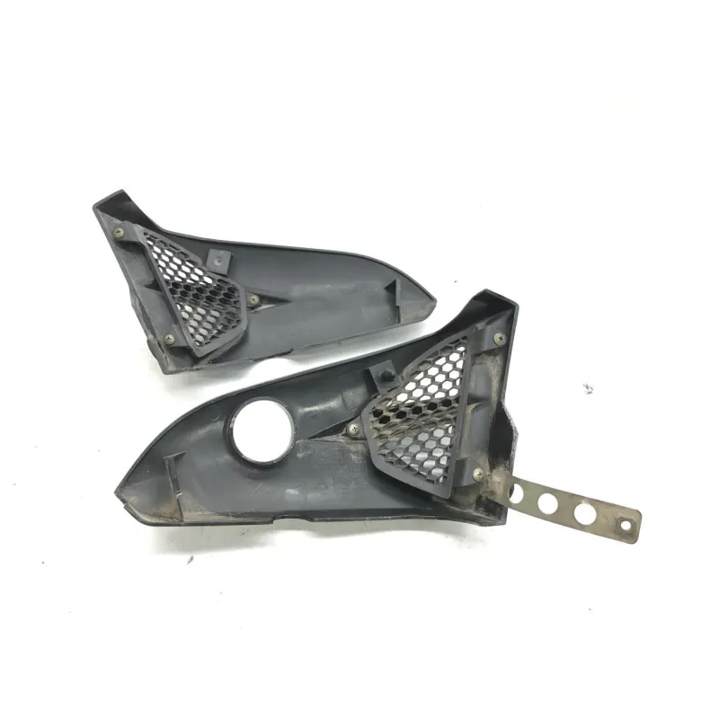 Cache carenage ecope droite gauche YAMAHA YBR 125 2005-2006