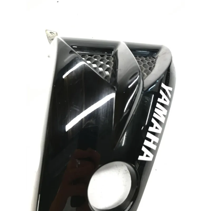 Cache carenage ecope droite gauche YAMAHA YBR 125 2005-2006