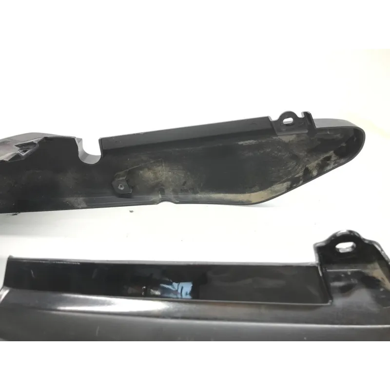 Cache carenage coque arriere YAMAHA YBR 125 2005-2006