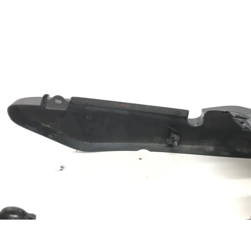 Cache carenage coque arriere YAMAHA YBR 125 2005-2006