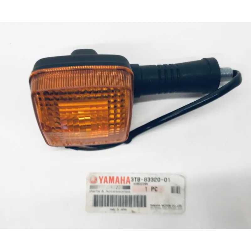 Clignotant avant droit YAMAHA XT E 600 1995-2002