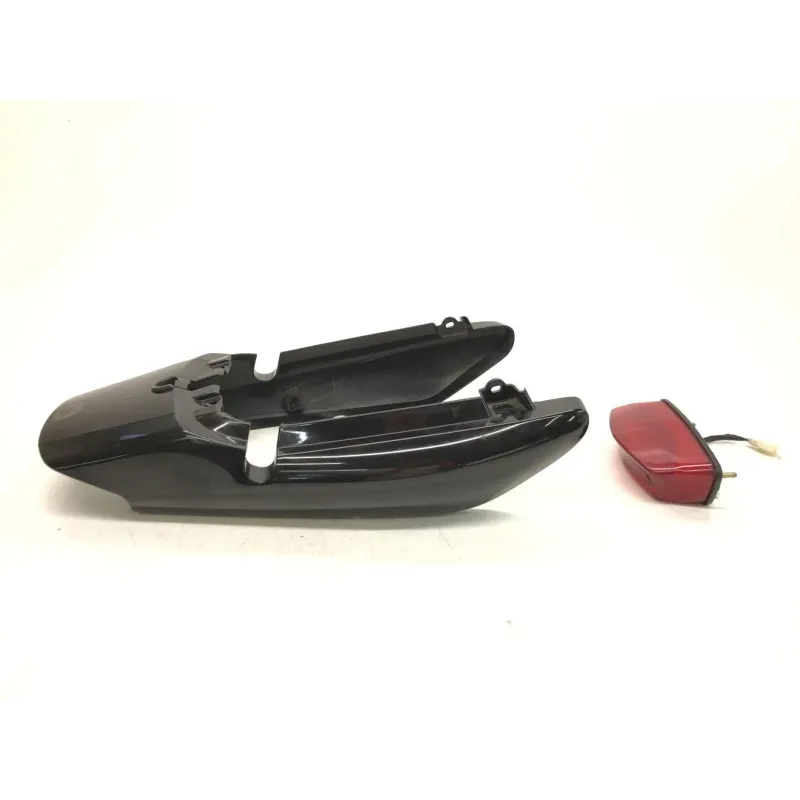 Cache carenage coque arriere YAMAHA YBR 125 2005-2006