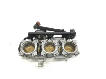 Rampe d'injection TRIUMPH DAYTONA 675 2008-2010 SE