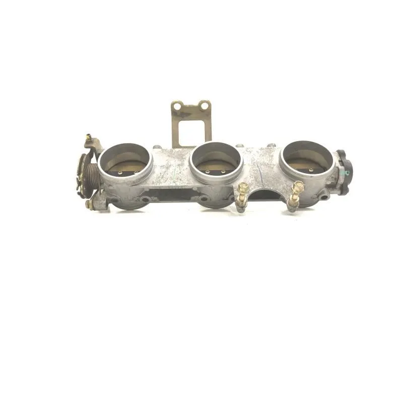 Rampe d'injection TRIUMPH SPEED TRIPLE 955 I 1999-2004
