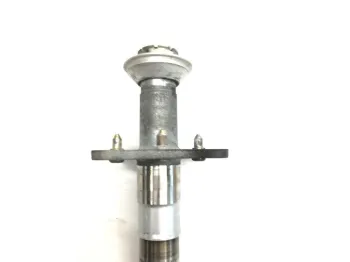 Axe de roue arriere TRIUMPH SPEED TRIPLE 955 I 1999-2004