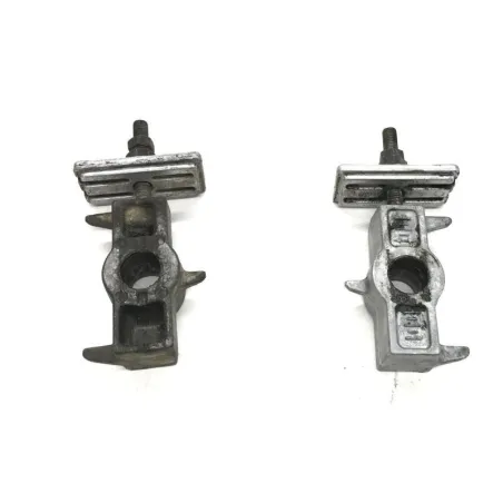 Axe de roue arriere HONDA CBR 600 F 1989-1990