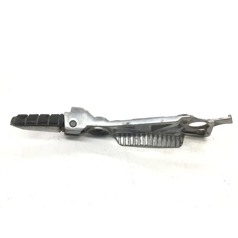 Platine et repose pieds arriere droit YAMAHA FZX 750 1986-1998 FAZER