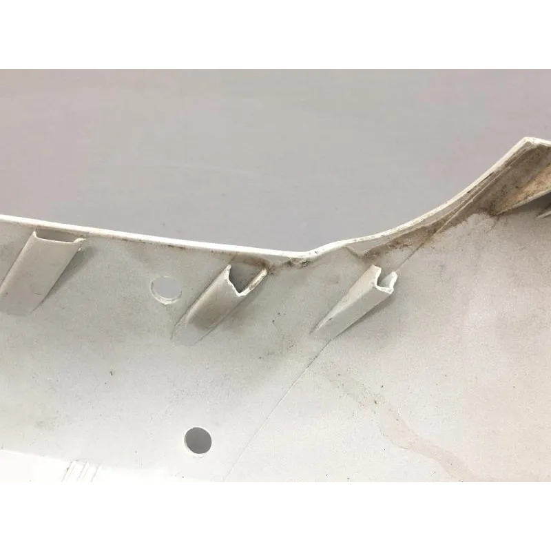 Cache carenage centrale sabot PEUGEOT KISBEE 50 2011-2017 2T