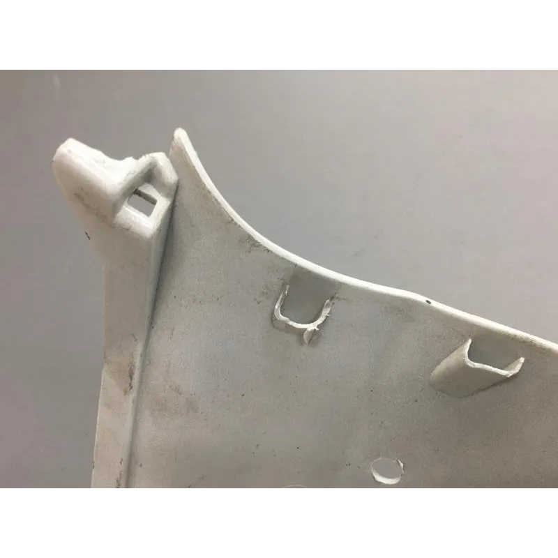 Cache carenage centrale sabot PEUGEOT KISBEE 50 2011-2017 2T
