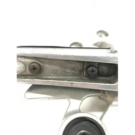 Platine et repose pieds arriere droit YAMAHA XJ 900 S 1995-2001 DIVERSION
