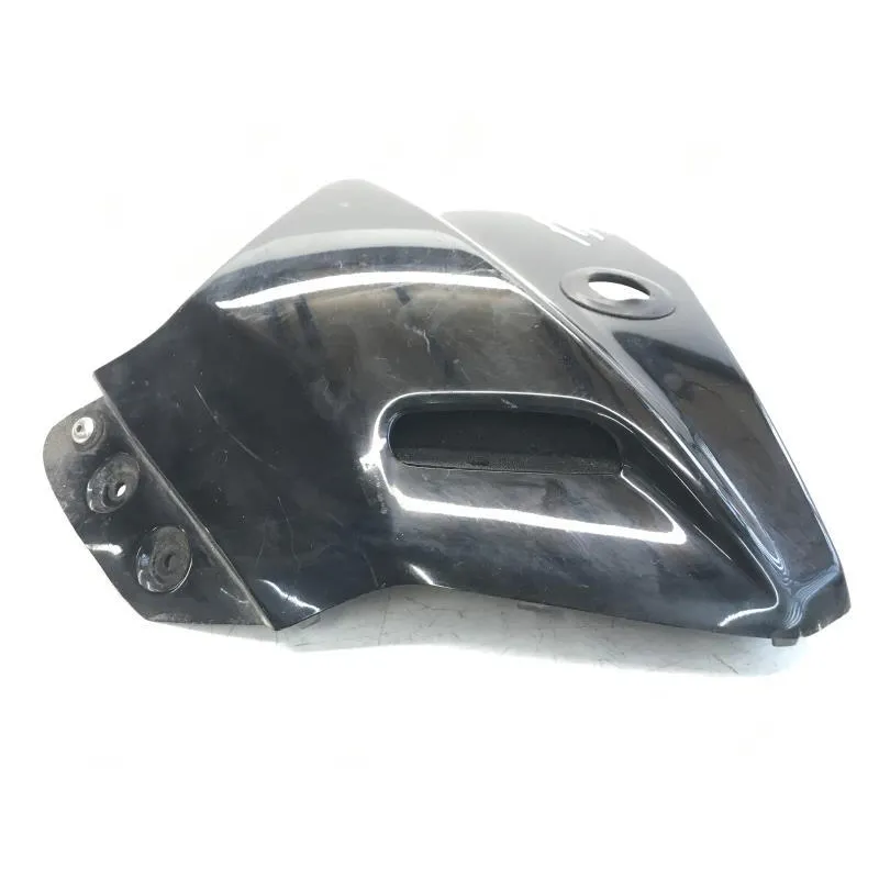 Cache flanc de carenage gauche SUZUKI GSF 600 1995-1999 BANDIT