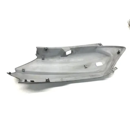 Cache carenage coque arriere gauche SYM MAXSYM 400 2011-2017