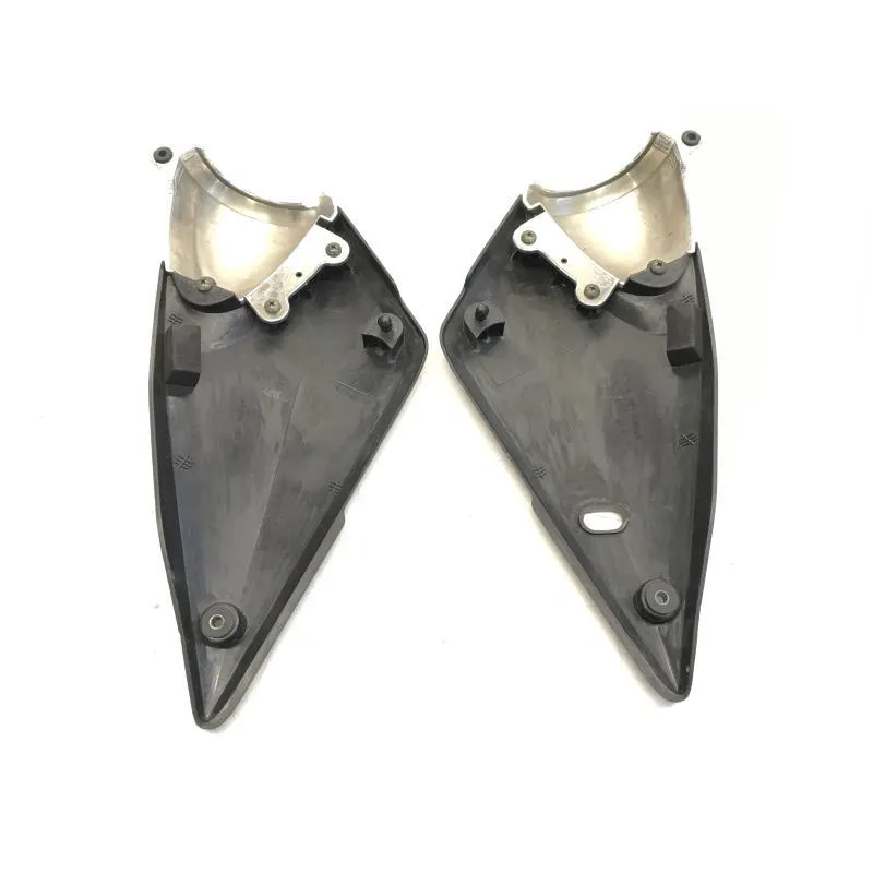 Cache carenage sous selle SUZUKI GSF 1200 2001-2005 BANDIT