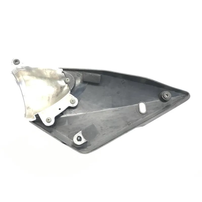 Cache carenage sous selle SUZUKI GSF 1200 2001-2005 BANDIT