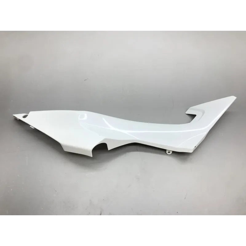 Cache carenage coque arriere droit HONDA CBR 650 F 2014-2016