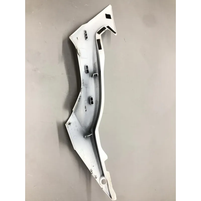 Cache carenage coque arriere droit HONDA CBR 650 F 2014-2016