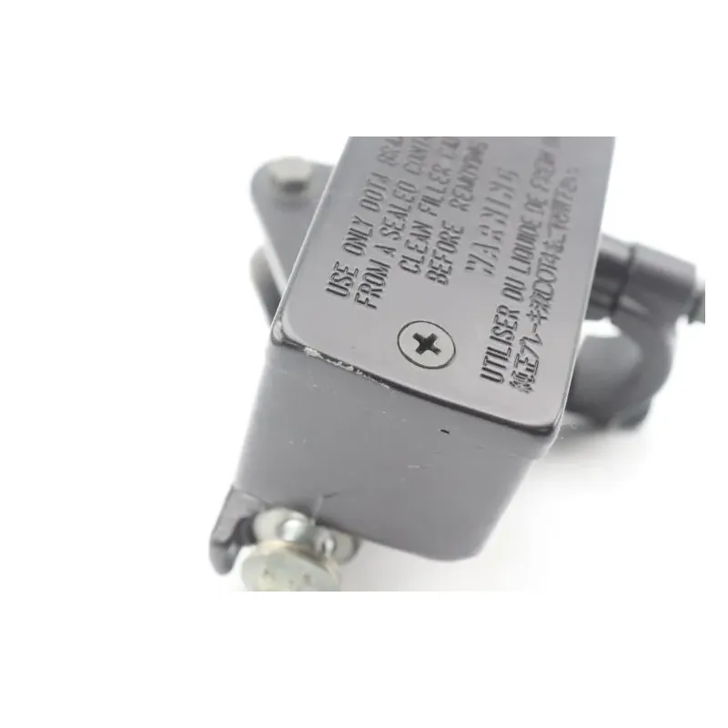 Maitre cylindre frein avant SUZUKI UH 650 BURGMAN 2007 - 2013
