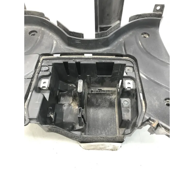 Plancher marche pied HONDA SH 300 2011-2014