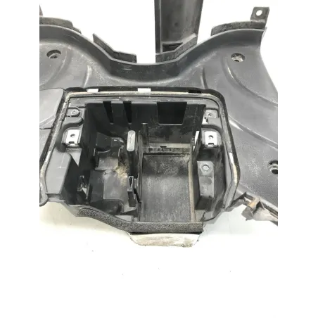 Plancher marche pied HONDA SH 300 2011-2014