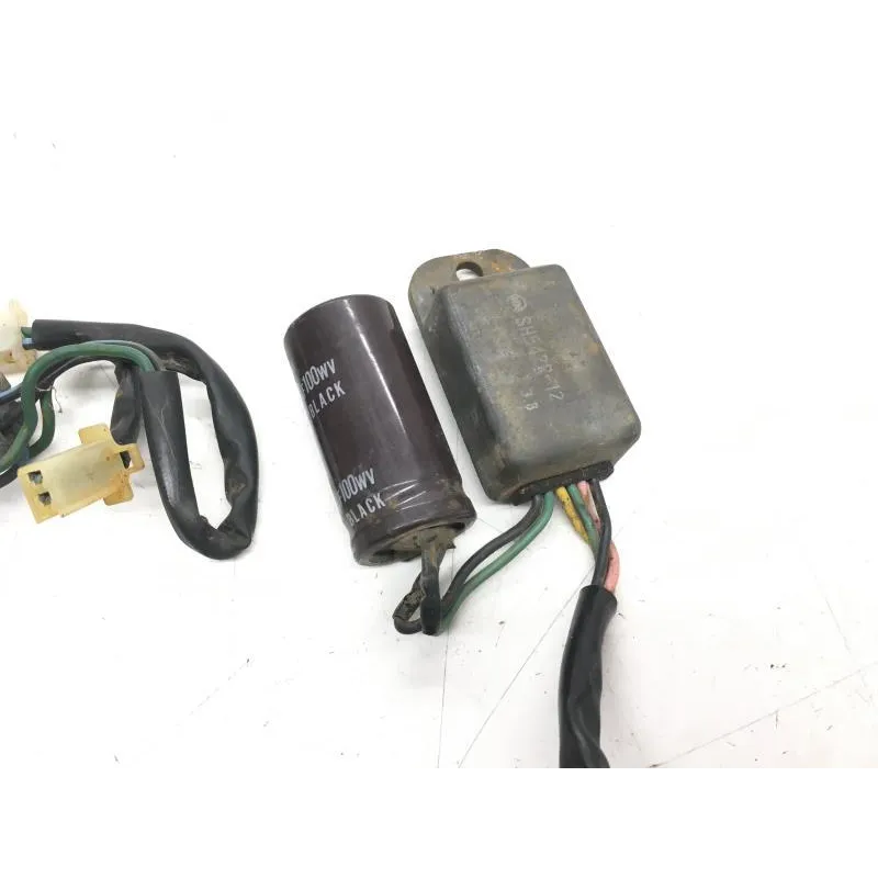 Regulateur charge batterie HONDA TLR 260 F 1994-1996