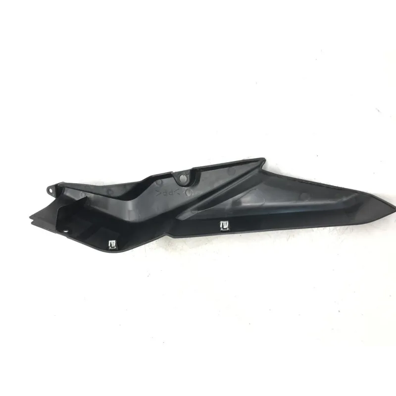 Cache carenage coque arriere droit YAMAHA XP 560 2022 TMAX TECH MAX