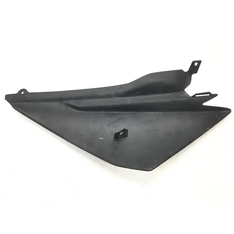 Cache carenage sous selle gauche DERBI SENDA 50 2005-2008 SM DRD PRO EU2