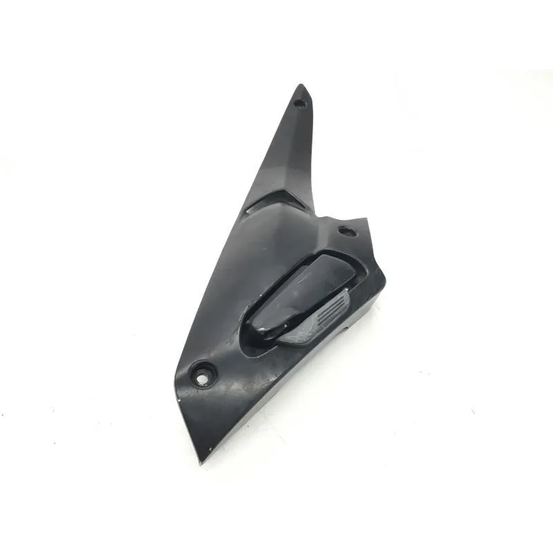 Platine et repose pieds arriere droit GILERA NEXUS 125 2007-2008 EURO3
