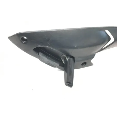 Platine et repose pieds arriere droit GILERA NEXUS 125 2007-2008 EURO3
