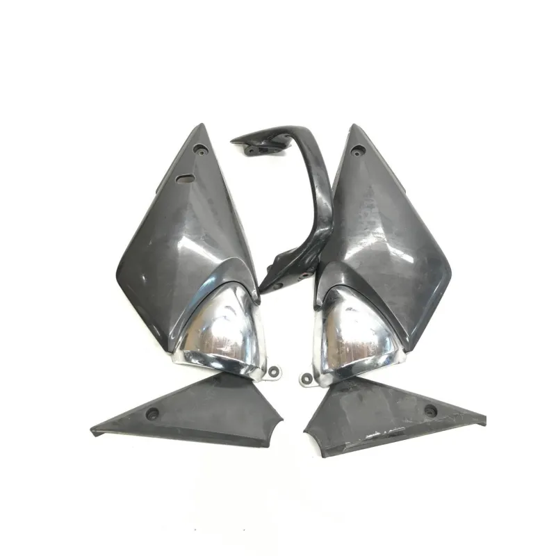 Cache carenage sous selle droit gauche SUZUKI GSF 600 2000-2004 BANDIT N