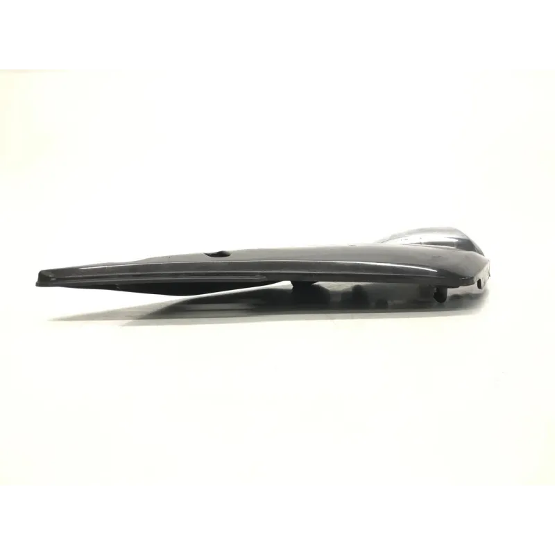 Cache carenage sous selle droit gauche SUZUKI GSF 600 2000-2004 BANDIT N
