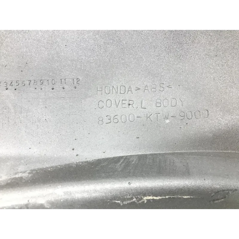 Cache carenage coque arriere gauche HONDA SH 300 2007-2010