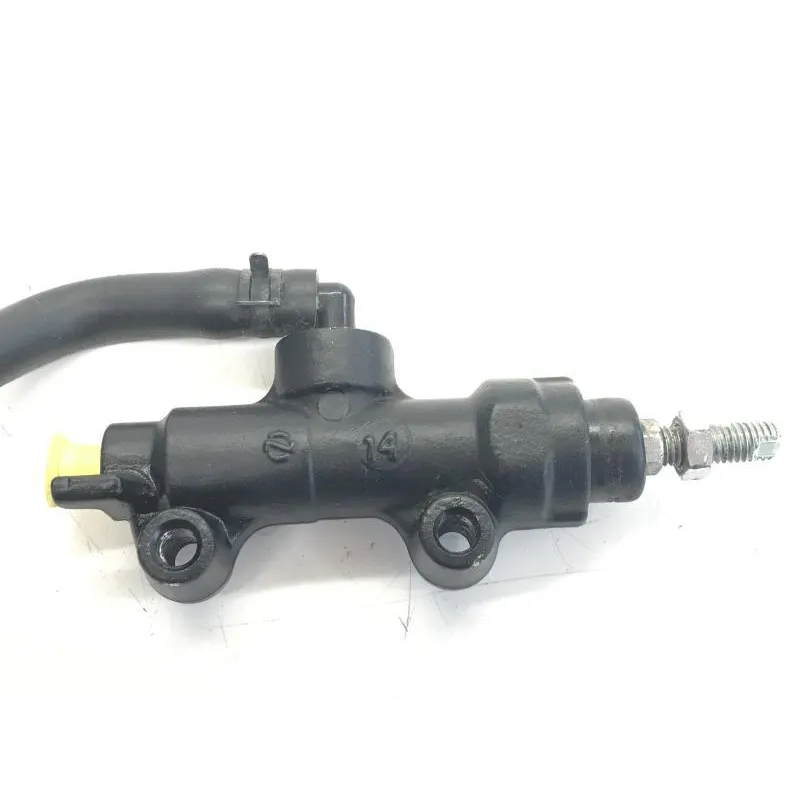 Maitre cylindre frein arriere TRIUMPH STREET TRIPLE R 675 2011-2012