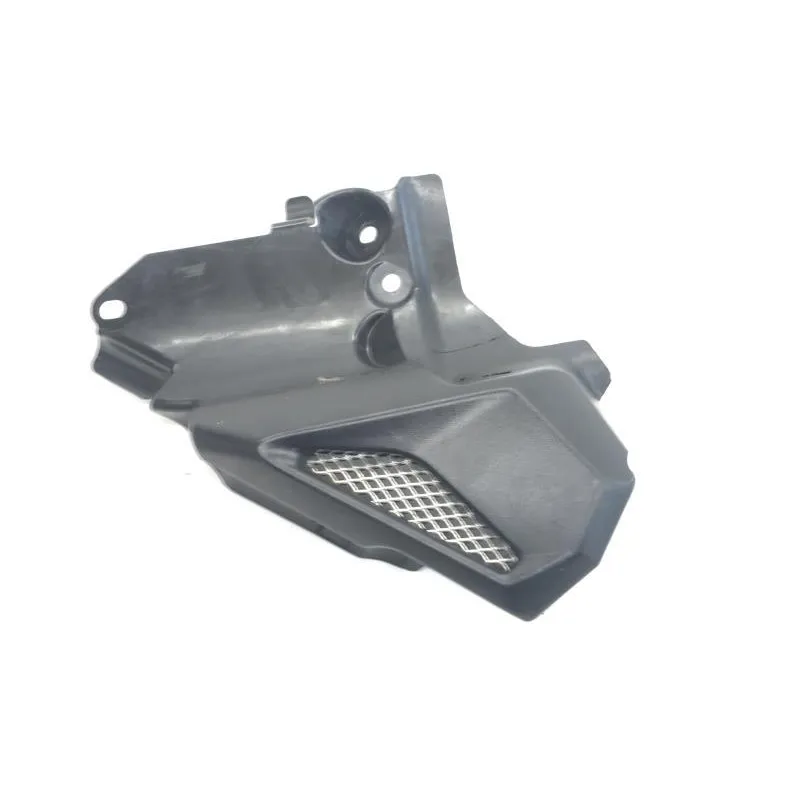 Cache lateral gauche TRIUMPH STREET TRIPLE R 675 2011-2012