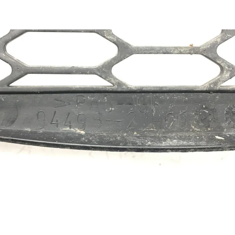 Cache carenage centrale sabot SUZUKI GSXR 1000 2007-2008