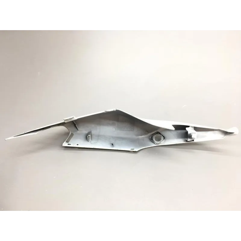 Cache carenage coque arriere gauche SUZUKI GSXR 1000 2007-2008
