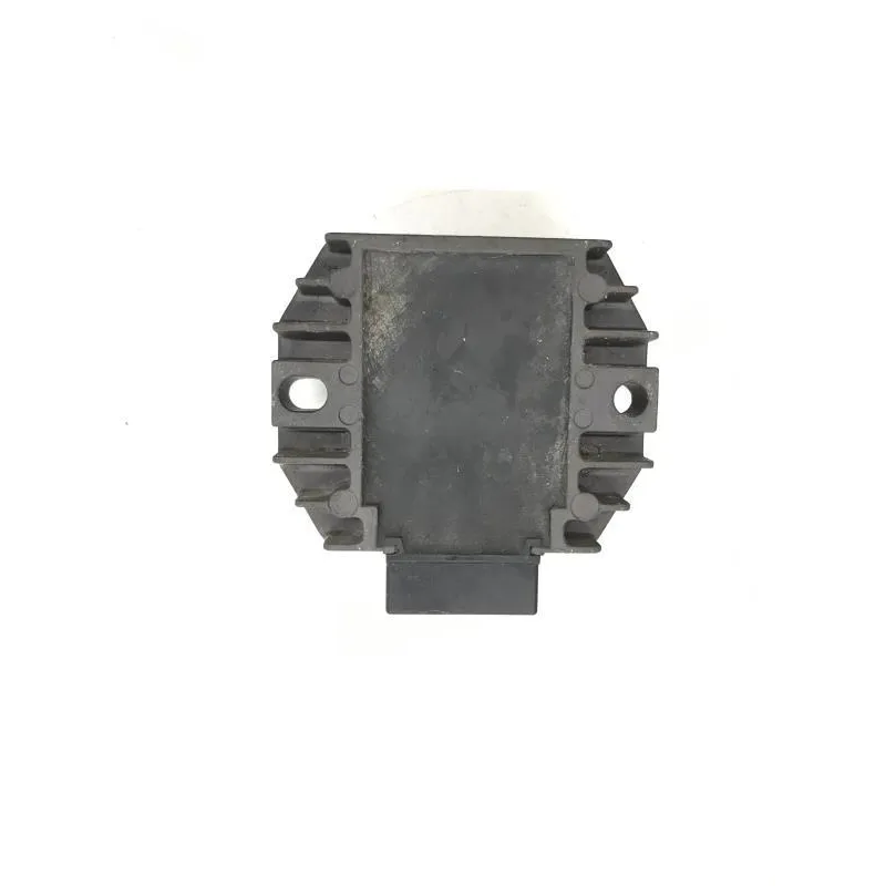 Regulateur charge batterie YAMAHA YP 125 2001-2002 MAJESTY