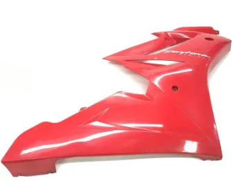 cache carenage face avant droit TRIUMPH DAYTONA 675 2006-2008