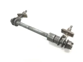 Axe de roue arriere KAWASAKI KE 125 1976-1985