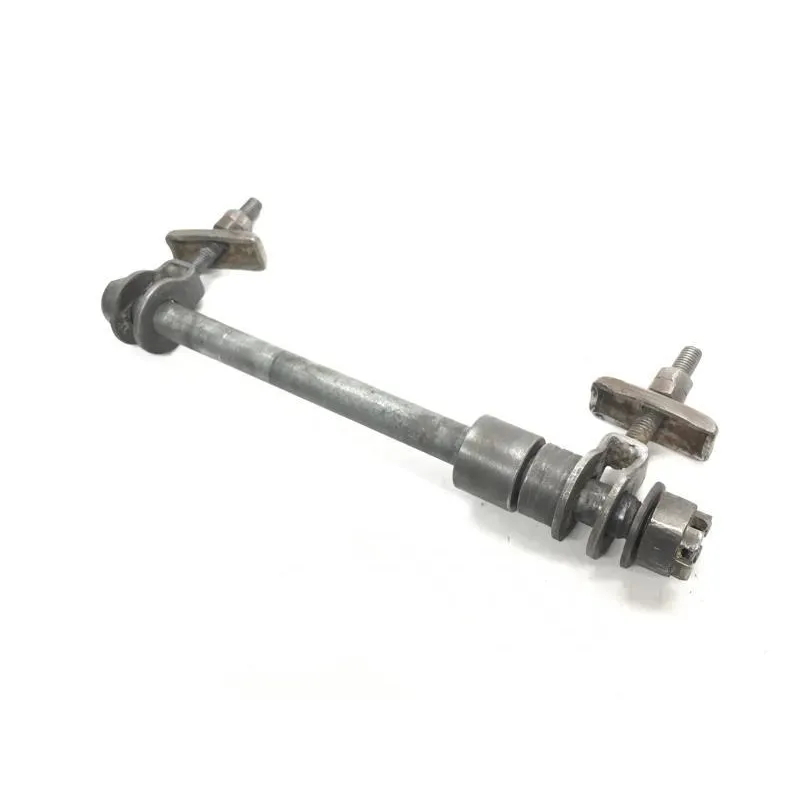 Axe de roue arriere KAWASAKI KE 125 1976-1985