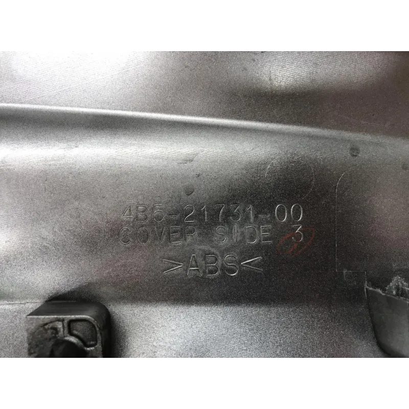 Cache lateral gauche YAMAHA XP 500 2008-2011 TMAX ABS