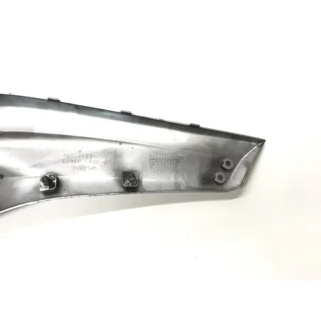 Cache lateral gauche YAMAHA XP 500 2008-2011 TMAX ABS