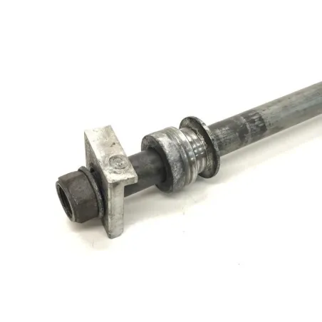 Axe de roue arriere SUZUKI GSF 1200 1996-2000 BANDIT