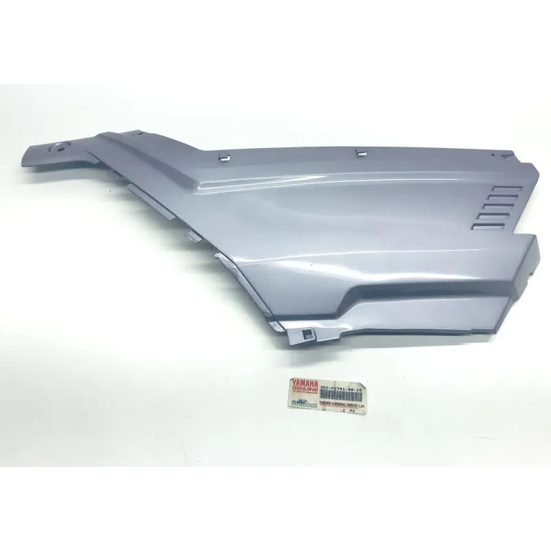 Cache carenage coque arriere gauche YAMAHA CH 50 1988-1995 BELUGA