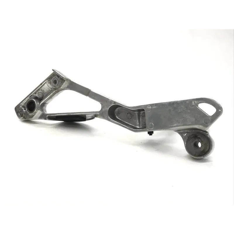 Platine et repose pieds arriere droit YAMAHA TDM 850 1996-2001