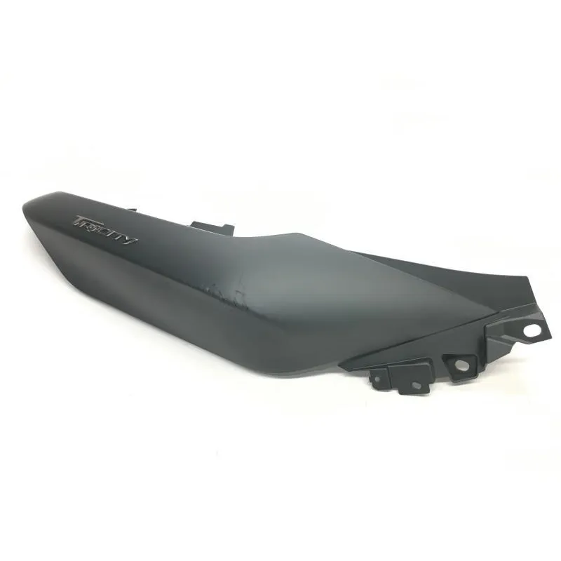 Cache carenage coque arriere droit YAMAHA MWD 300 TRICITY 2020-2022