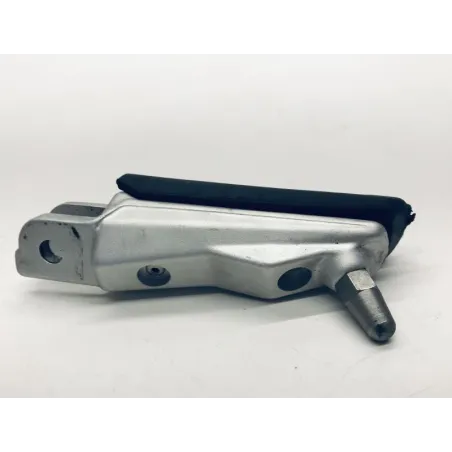 Repose pieds avant droit BMW F 800 GT 2012-2016